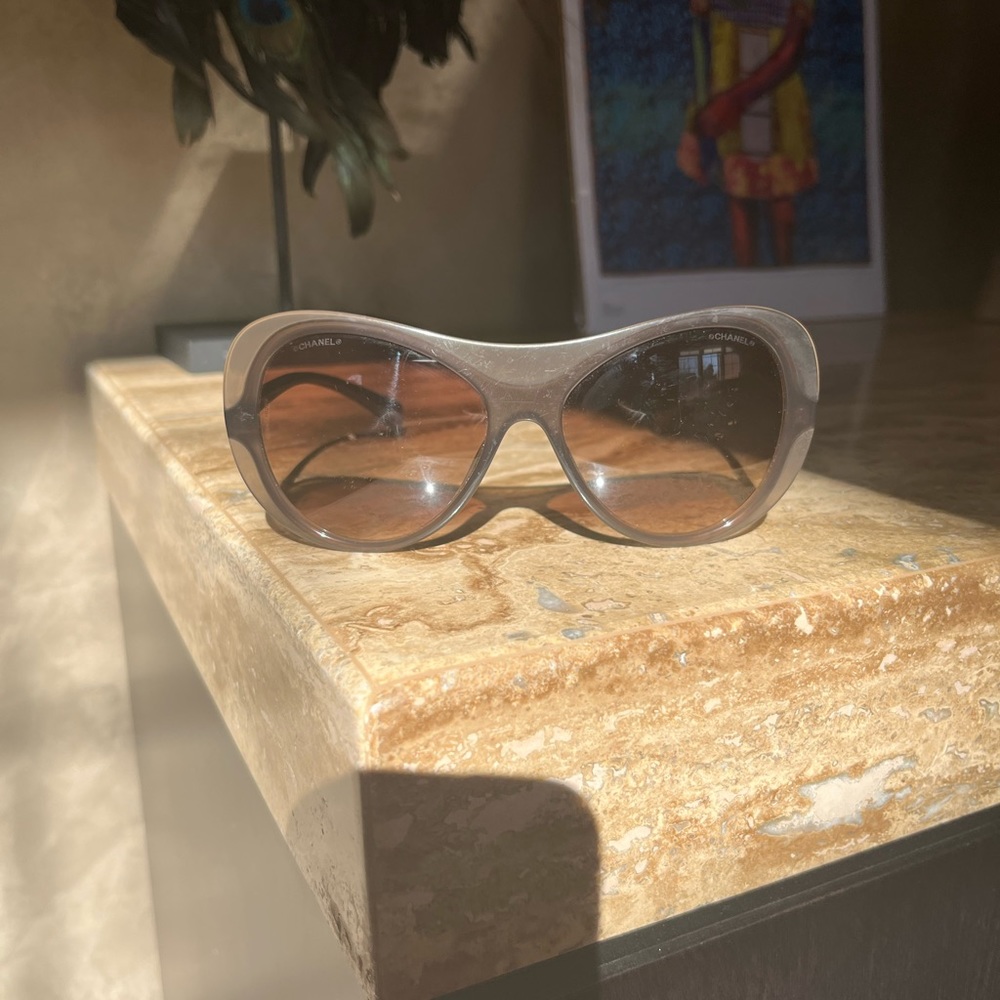 Chanel Oversize Gradient Glasses - image 3